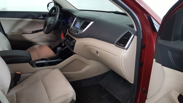 2016 Hyundai TUCSON SE | Carrollton, TX | Legend Motorcars of Carrollton 2016 Hyundai TUCSON SE | Carrollton, TX | Legend Motorcars of Carrollton