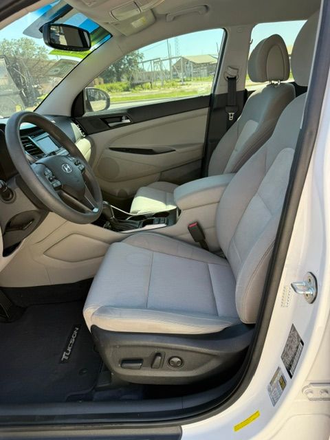 2016 Hyundai TUCSON SE