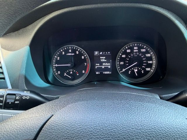 2016 Hyundai TUCSON SE