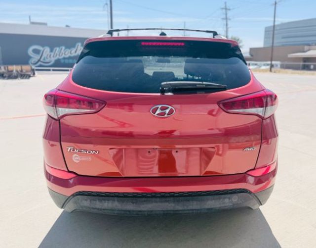 2016 Hyundai Tucson SE w/Preferred Packa | Lubbock, TX | Chaparral Motors - Lubbock 2016 Hyundai Tucson SE w/Preferred Packa | Lubbock, TX | Chaparral Motors - Lubbock