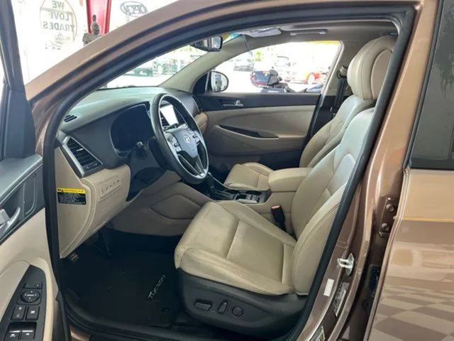 2016 Hyundai TUCSON Limited | Rome, GA | Knight's Car Store 2016 Hyundai TUCSON Limited | Rome, GA | Knight's Car Store