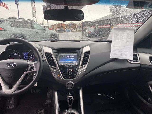 2016 Hyundai Veloster Base