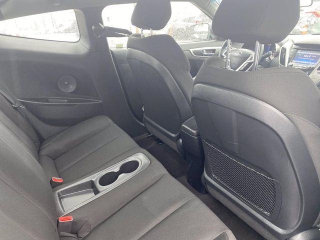 2016 Hyundai Veloster Base