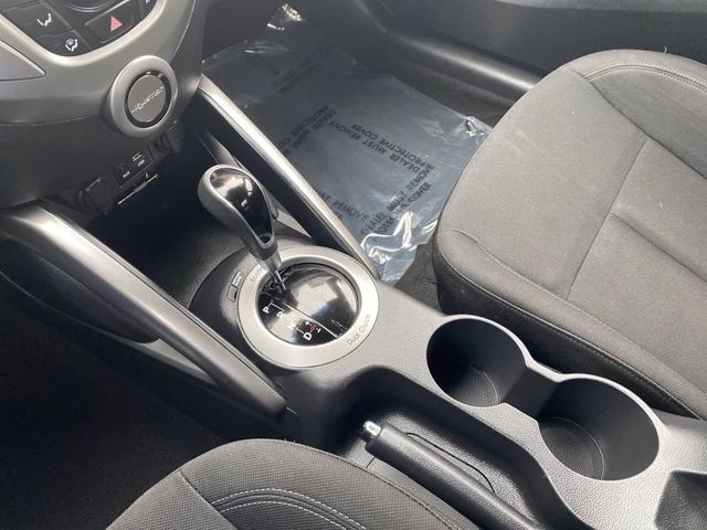 2016 Hyundai Veloster Base