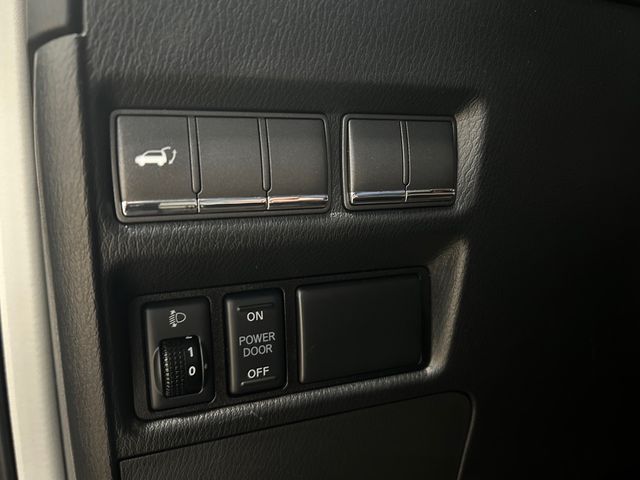 2016 INFINITI QX80 BASE