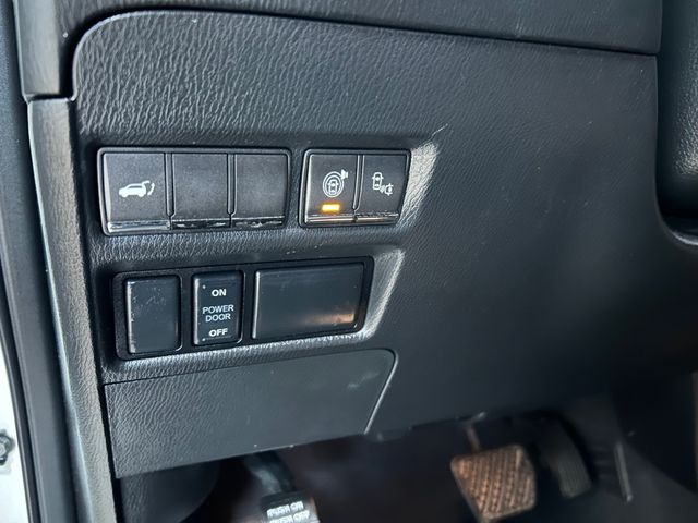 2016 INFINITI QX80 BASE