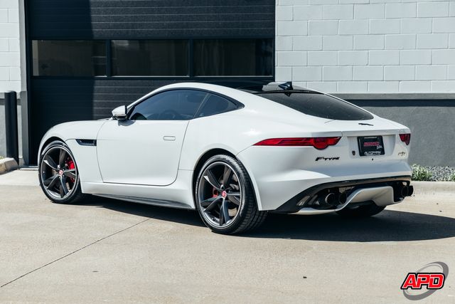 2016 Jaguar F-TYPE R