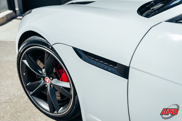 2016 Jaguar F-TYPE R