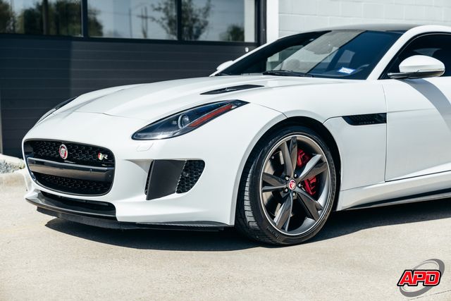 2016 Jaguar F-TYPE R
