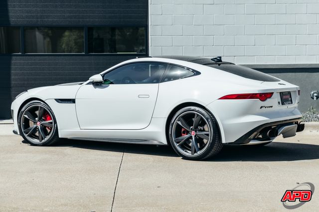 2016 Jaguar F-TYPE R 2016 Jaguar F-TYPE R