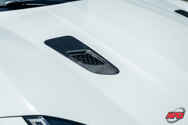 2016 Jaguar F-TYPE R 2016 Jaguar F-TYPE R