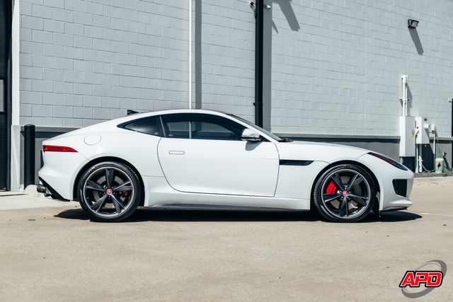 2016 Jaguar F-TYPE R