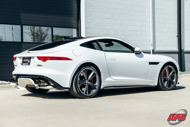 2016 Jaguar F-TYPE R 2016 Jaguar F-TYPE R