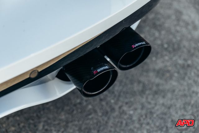 2016 Jaguar F-TYPE R