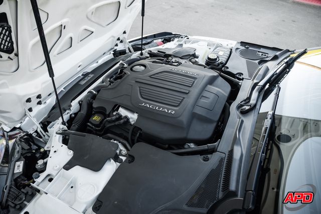 2016 Jaguar F-TYPE R