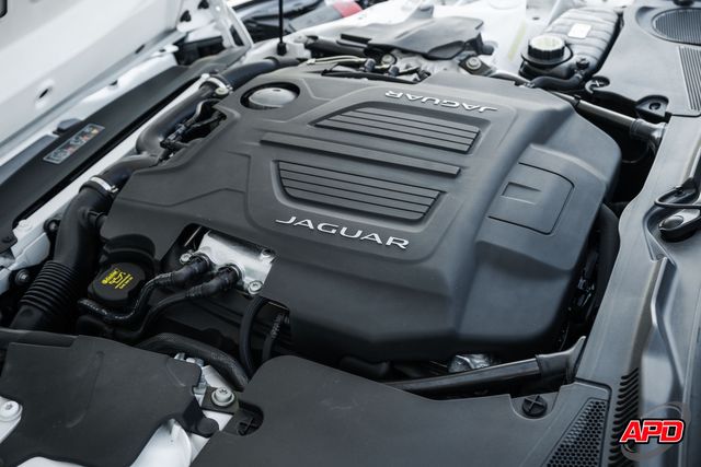 2016 Jaguar F-TYPE R