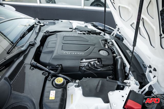 2016 Jaguar F-TYPE R