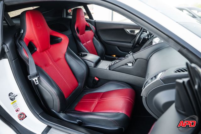 2016 Jaguar F-TYPE R 2016 Jaguar F-TYPE R