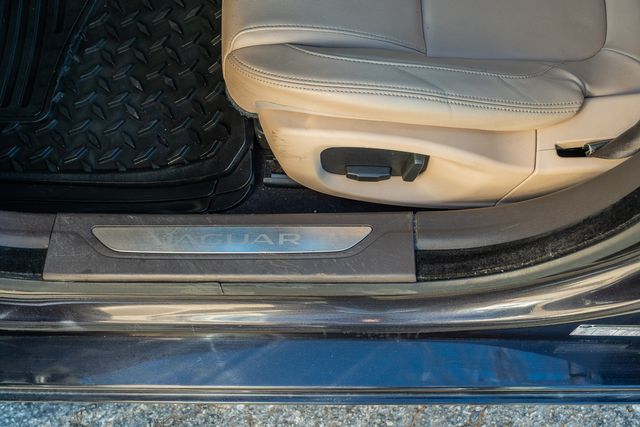 2016 Jaguar XF 35t Premium / TEXAS OWNED / LOADED W/ LUXURY | Austin, TX | Rocky Mountain Truck Stop Austin