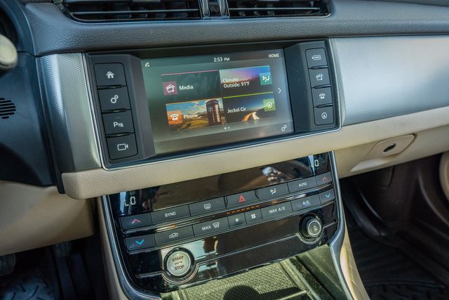 2016 Jaguar XF 35t Premium / TEXAS OWNED / LOADED W/ LUXURY | Austin, TX | Rocky Mountain Truck Stop Austin 2016 Jaguar XF 35t Premium / TEXAS OWNED / LOADED W/ LUXURY | Austin, TX | Rocky Mountain Truck Stop Austin