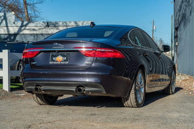 2016 Jaguar XF 35t Premium / TEXAS OWNED / LOADED W/ LUXURY | Austin, TX | Rocky Mountain Truck Stop Austin 2016 Jaguar XF 35t Premium / TEXAS OWNED / LOADED W/ LUXURY | Austin, TX | Rocky Mountain Truck Stop Austin