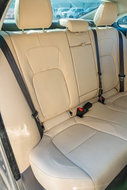 2016 Jaguar XF 35t Premium / TEXAS OWNED / LOADED W/ LUXURY | Austin, TX | Rocky Mountain Truck Stop Austin 2016 Jaguar XF 35t Premium / TEXAS OWNED / LOADED W/ LUXURY | Austin, TX | Rocky Mountain Truck Stop Austin