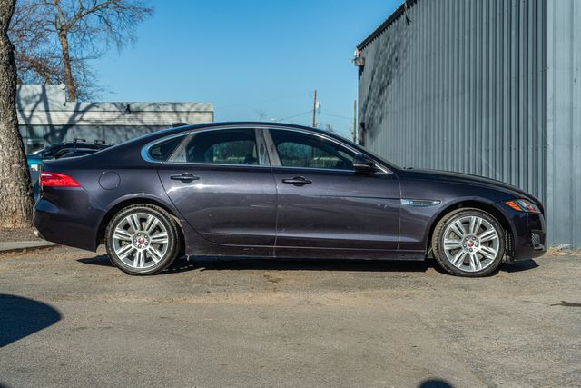 2016 Jaguar XF 35t Premium / TEXAS OWNED / LOADED W/ LUXURY | Austin, TX | Rocky Mountain Truck Stop Austin 2016 Jaguar XF 35t Premium / TEXAS OWNED / LOADED W/ LUXURY | Austin, TX | Rocky Mountain Truck Stop Austin
