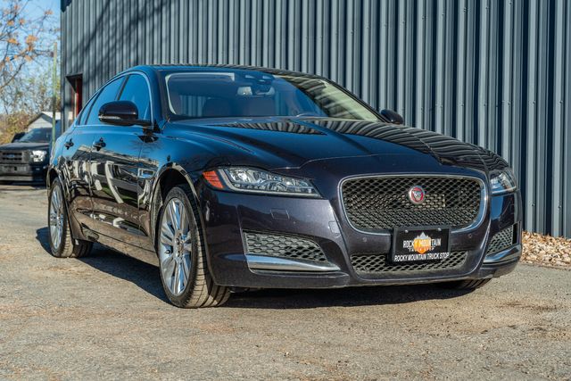 2016 Jaguar XF 35t Premium / TEXAS OWNED / LOADED W/ LUXURY | Austin, TX | Rocky Mountain Truck Stop Austin