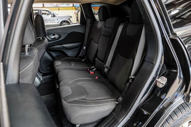 2016 Jeep Cherokee Latitude | Addison, TX | Mr Car Guys 2016 Jeep Cherokee Latitude | Addison, TX | Mr Car Guys