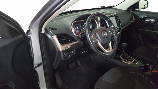 2016 Jeep Cherokee Latitude | Carrollton, TX | Legend Motorcars of Carrollton