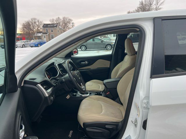 2016 Jeep Cherokee Sport ONLY 46,000 Miles | Dickinson, ND | Heiser Motors 2016 Jeep Cherokee Sport ONLY 46,000 Miles | Dickinson, ND | Heiser Motors