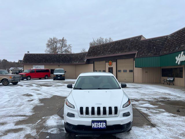 2016 Jeep Cherokee Sport ONLY 46,000 Miles | Dickinson, ND | Heiser Motors