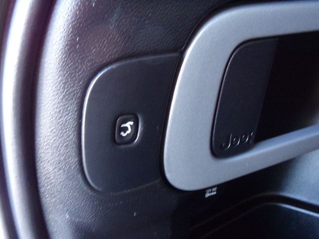 2016 Jeep Cherokee Overland | Gonzales, TX | West Motors 2016 Jeep Cherokee Overland | Gonzales, TX | West Motors