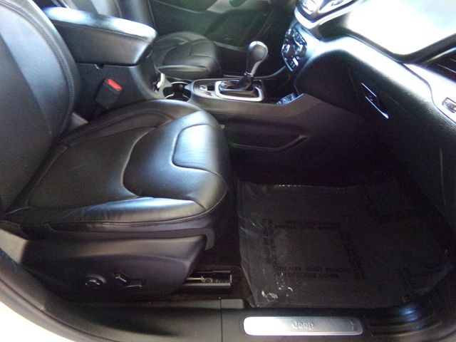 2016 Jeep Cherokee Overland | Gonzales, TX | West Motors 2016 Jeep Cherokee Overland | Gonzales, TX | West Motors