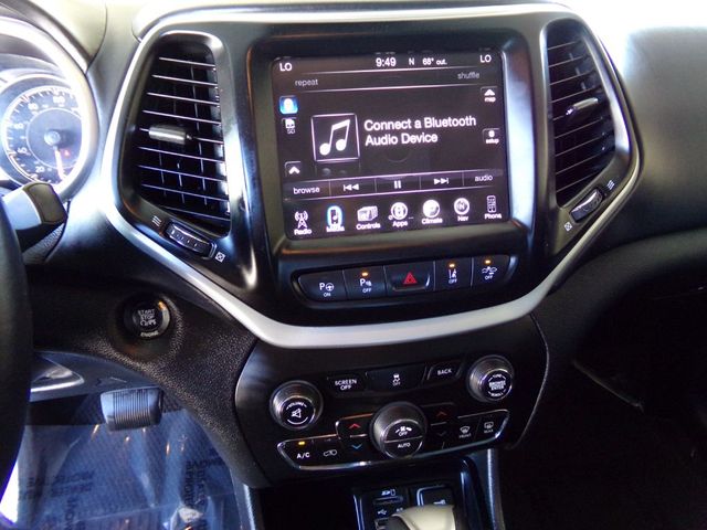 2016 Jeep Cherokee Overland | Gonzales, TX | West Motors 2016 Jeep Cherokee Overland | Gonzales, TX | West Motors