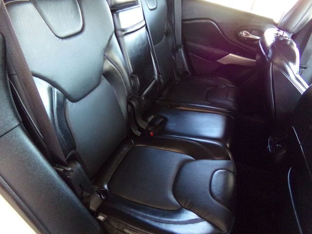 2016 Jeep Cherokee Overland | Gonzales, TX | West Motors 2016 Jeep Cherokee Overland | Gonzales, TX | West Motors