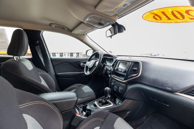 2016 Jeep Cherokee Sport | Great Falls, Montana | Bleskin Motor Company 2016 Jeep Cherokee Sport | Great Falls, Montana | Bleskin Motor Company