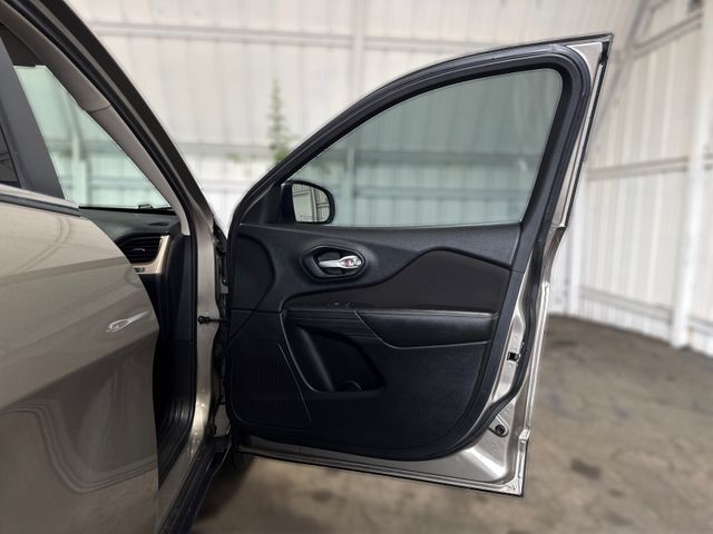 2016 Jeep Cherokee Latitude | Houston, TX | Texas Star Motors 2016 Jeep Cherokee Latitude | Houston, TX | Texas Star Motors