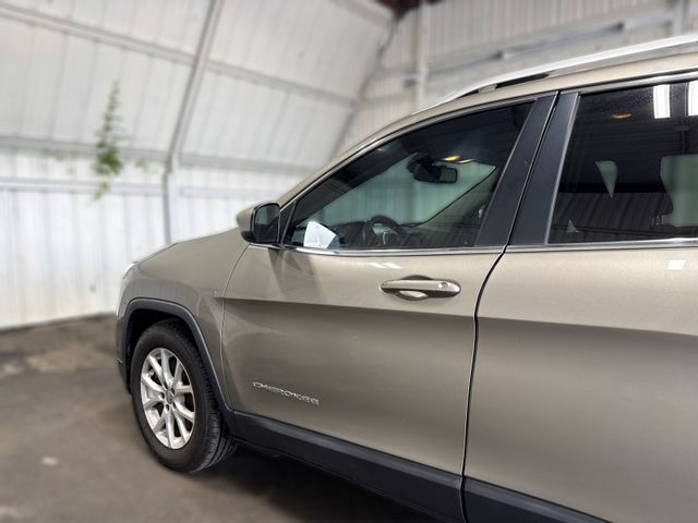 2016 Jeep Cherokee Latitude | Houston, TX | Texas Star Motors 2016 Jeep Cherokee Latitude | Houston, TX | Texas Star Motors