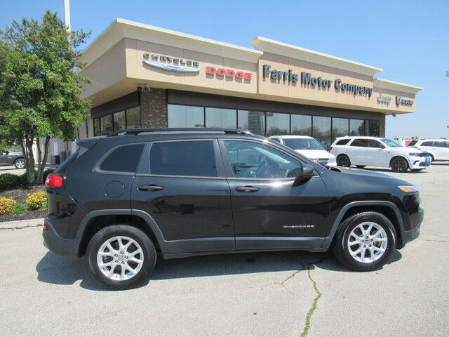 2016 Jeep Cherokee Sport