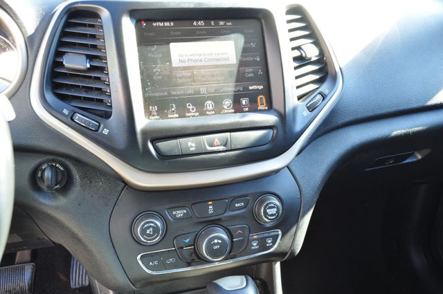 2016 Jeep Cherokee Latitude Sport Utility 4D | Louisville, MS | CARite Louisville MS 2016 Jeep Cherokee Latitude Sport Utility 4D | Louisville, MS | CARite Louisville MS