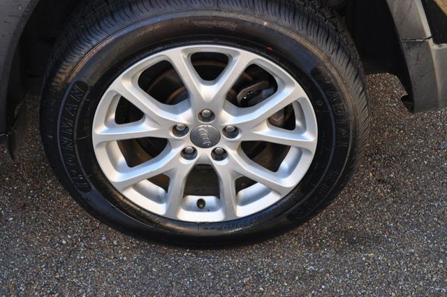 2016 Jeep Cherokee Latitude Sport Utility 4D | Louisville, MS | CARite Louisville MS