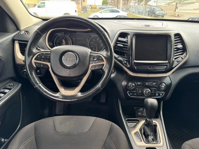 2016 Jeep Cherokee Latitude Altitude