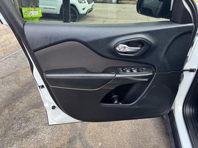 2016 Jeep Cherokee Latitude Altitude