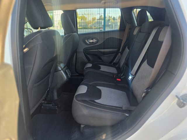 2016 Jeep Cherokee Sport | Reseda, CA | Angeles Auto Alliance