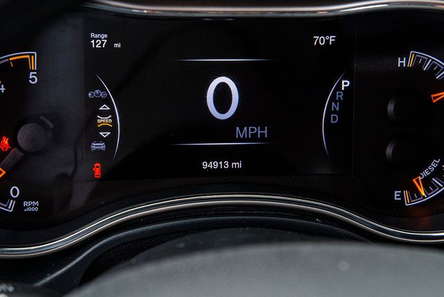 2016 Jeep Grand Cherokee Overland | Van Nuys, CA | Stellar Auto INC. 2016 Jeep Grand Cherokee Overland | Van Nuys, CA | Stellar Auto INC.