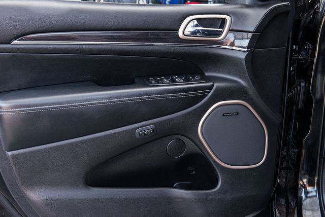 2016 Jeep Grand Cherokee Overland | Van Nuys, CA | Stellar Auto INC. 2016 Jeep Grand Cherokee Overland | Van Nuys, CA | Stellar Auto INC.