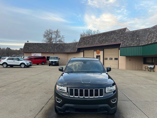 2016 Jeep Grand Cherokee Laredo ONLY 15,000 Miles | Dickinson, ND | Heiser Motors