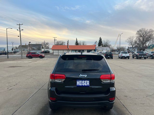 2016 Jeep Grand Cherokee Laredo ONLY 15,000 Miles | Dickinson, ND | Heiser Motors