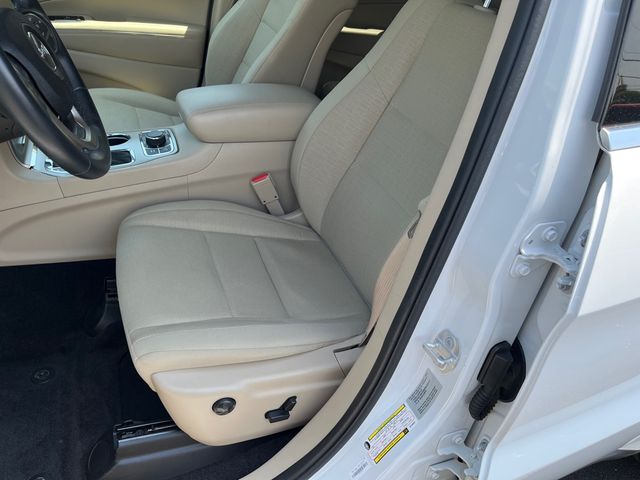 2016 Jeep Grand Cherokee LAREDO | RICHMOND, VA | TK HUGHES 2016 Jeep Grand Cherokee LAREDO | RICHMOND, VA | TK HUGHES